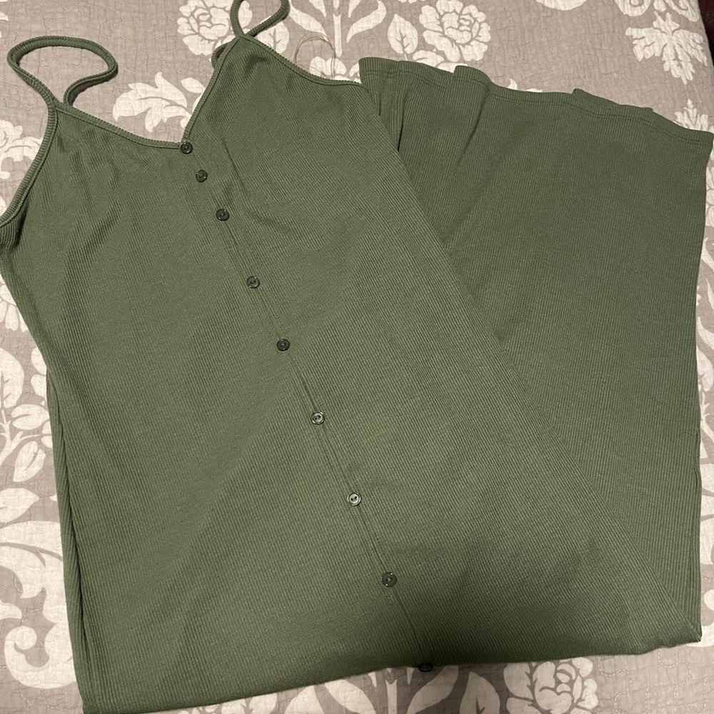Green Fashion Nova Dress, Size medium